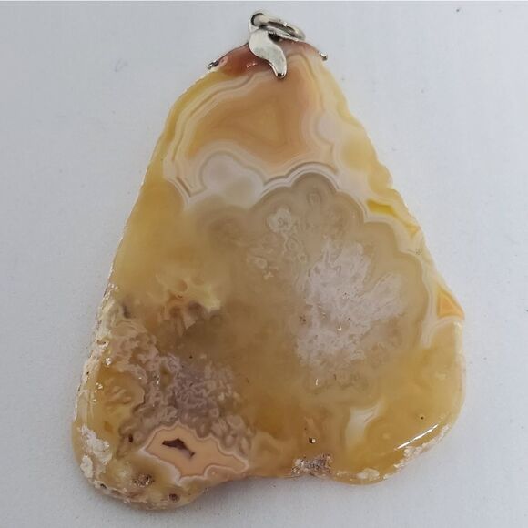 Cream Agate Pendant  - Picture 2 of 2